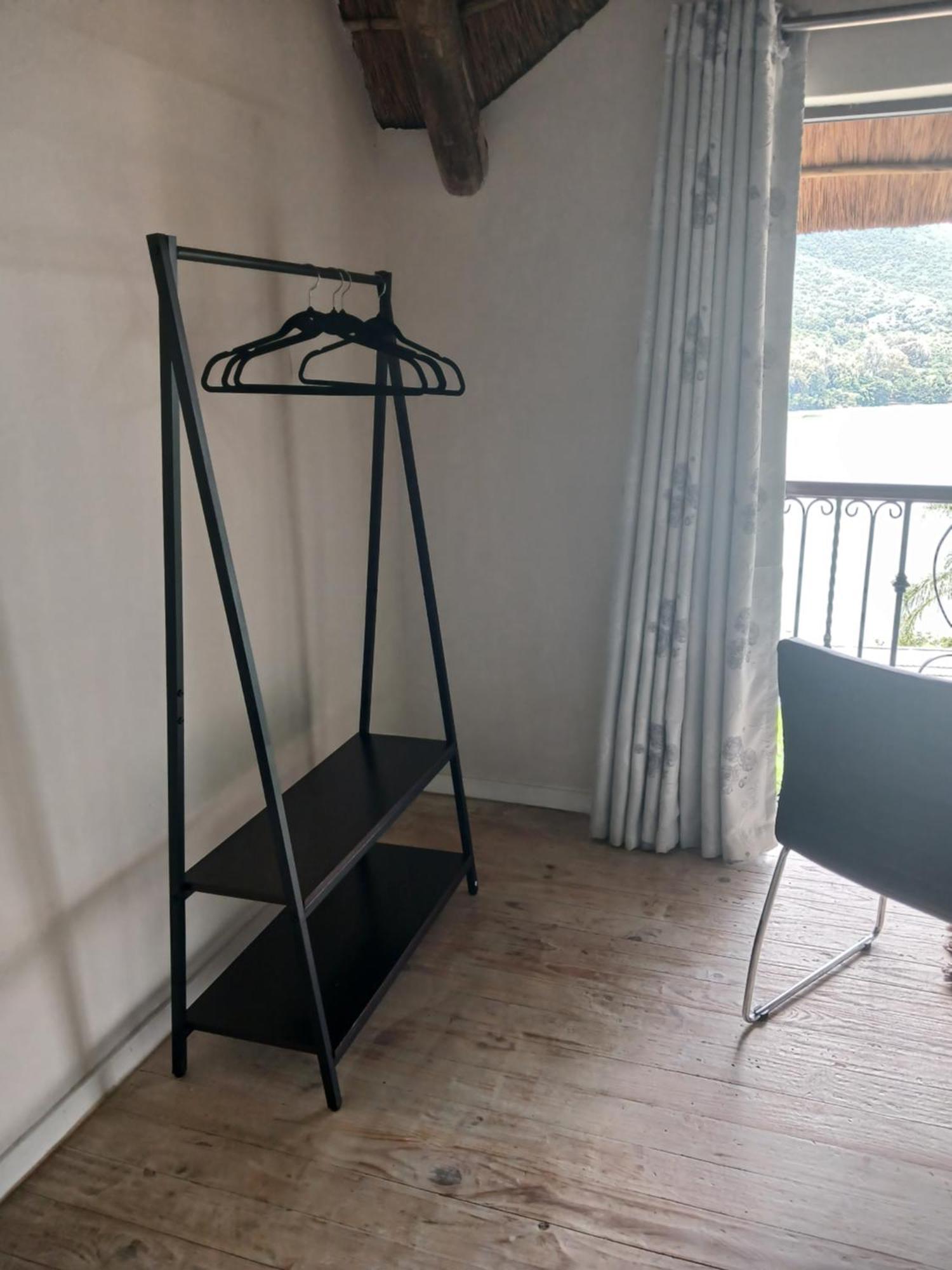 Cozy Kosmos Bed & Breakfast Хартбееспоорт Екстериор снимка